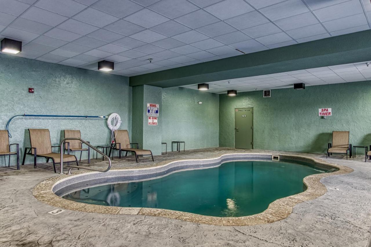 Gorgeous 2Bd 2Bth Condo With Mountain Views Pool Hot Tub Game Room Close To Parkway Pigeon Forge Exterior foto